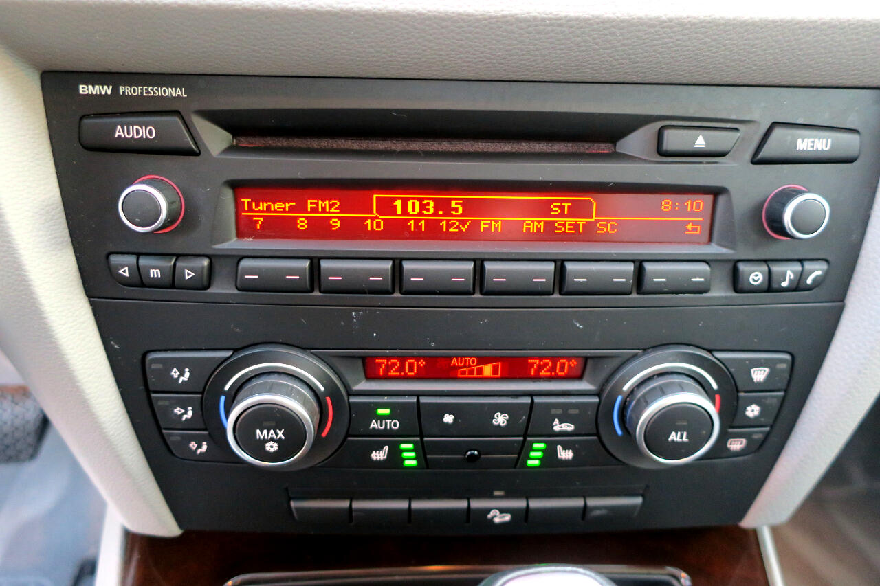 BMW 3-Series 328i xDrive SA 2011 BMW 3-Series 328i xDrive SA 2011