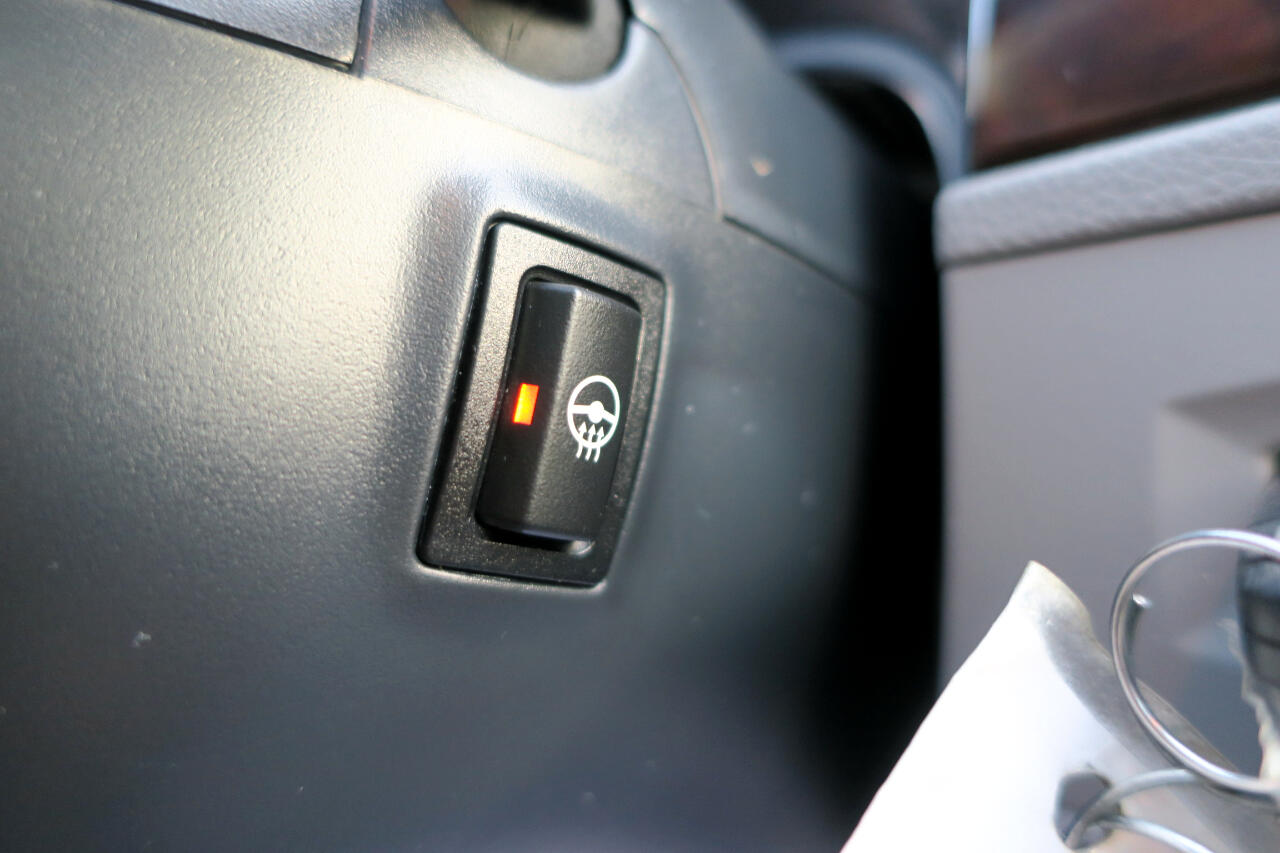 BMW 3-Series 328i xDrive SA 2011 BMW 3-Series 328i xDrive SA 2011