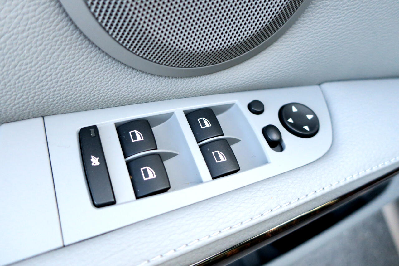 BMW 3-Series 328i xDrive SA 2011 BMW 3-Series 328i xDrive SA 2011