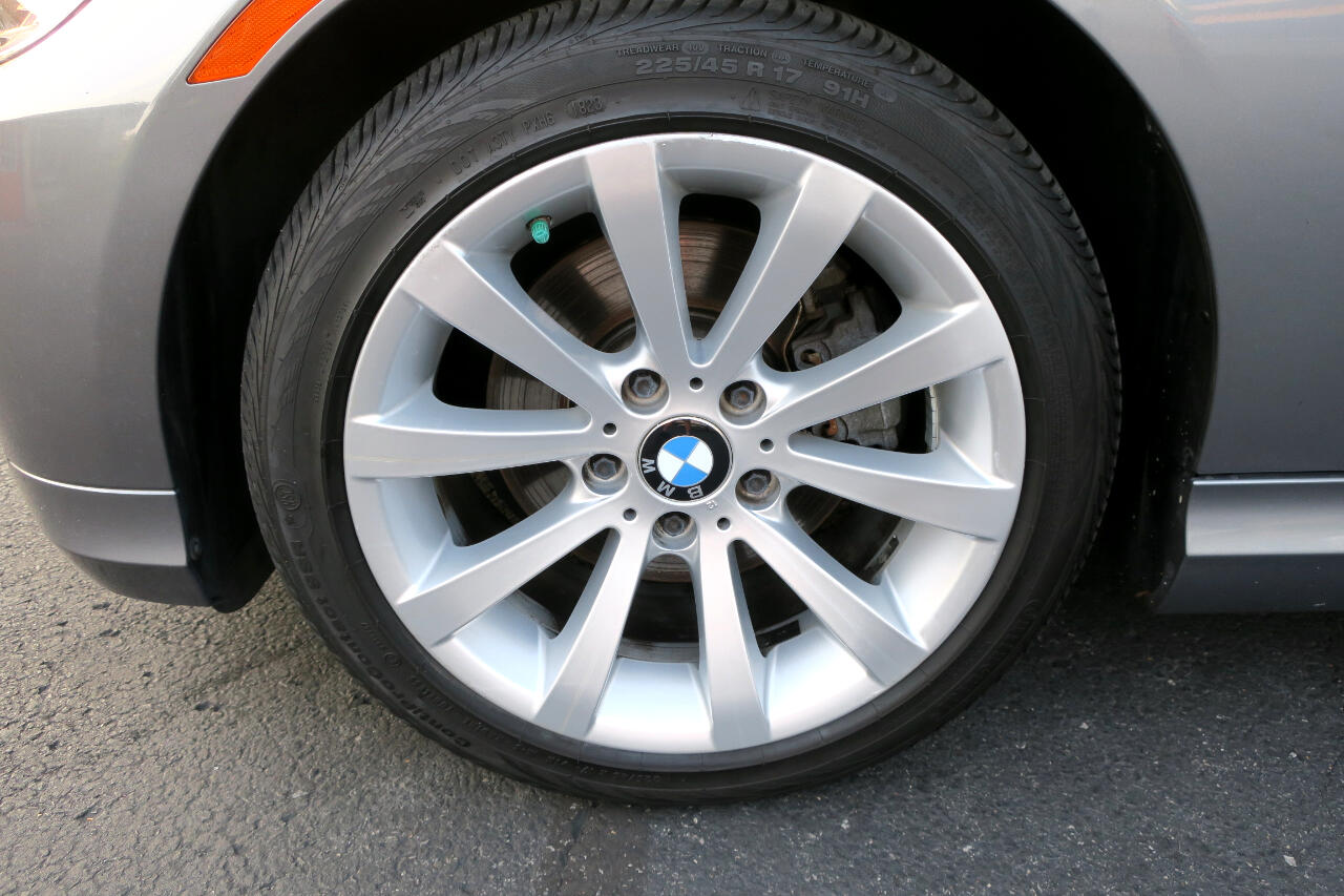 BMW 3-Series 328i xDrive SA 2011 BMW 3-Series 328i xDrive SA 2011