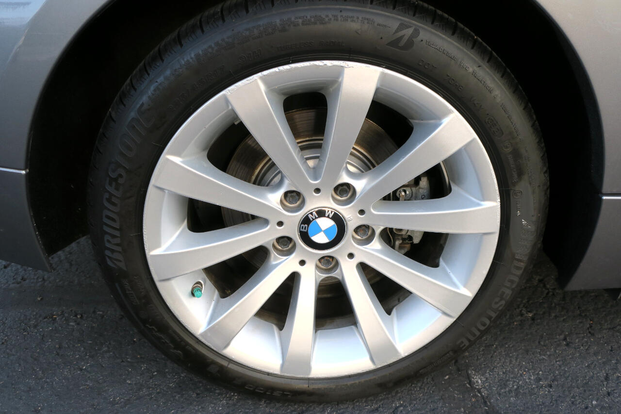 BMW 3-Series 328i xDrive SA 2011 BMW 3-Series 328i xDrive SA 2011