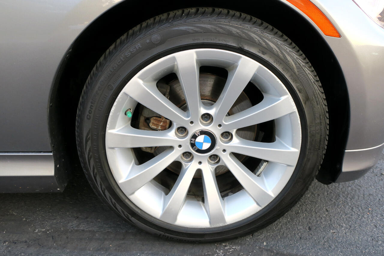 BMW 3-Series 328i xDrive SA 2011 BMW 3-Series 328i xDrive SA 2011