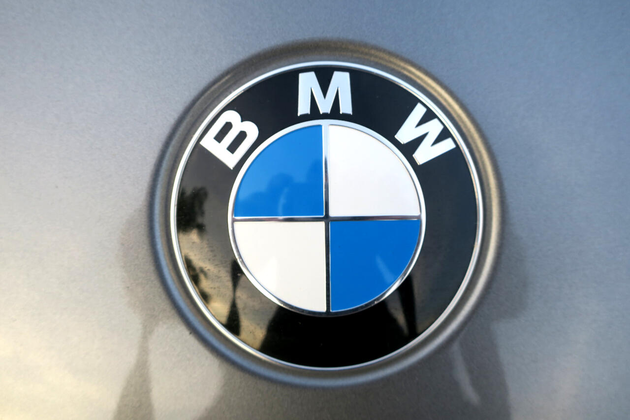 BMW 3-Series 328i xDrive SA 2011 BMW 3-Series 328i xDrive SA 2011