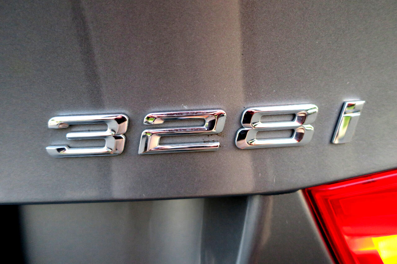 BMW 3-Series 328i xDrive SA 2011 BMW 3-Series 328i xDrive SA 2011