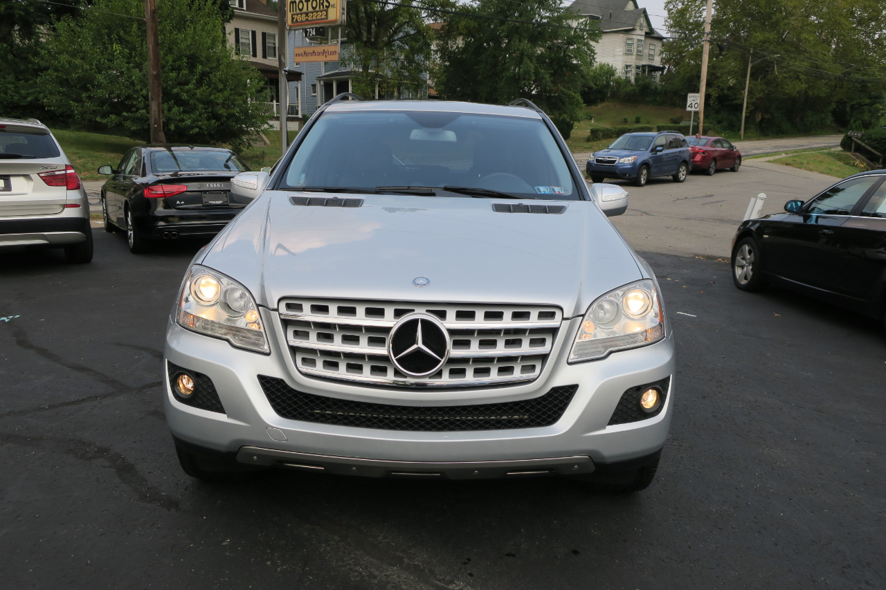 Mercedes-Benz M-Class ML350 2010 Mercedes-Benz M-Class ML350 2010