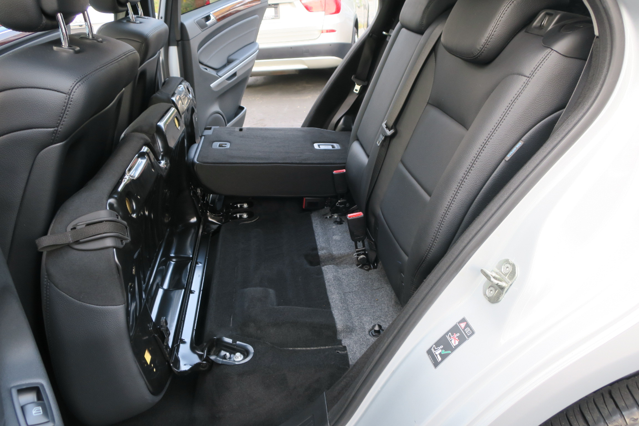 Mercedes-Benz M-Class ML350 2010 Mercedes-Benz M-Class ML350 2010