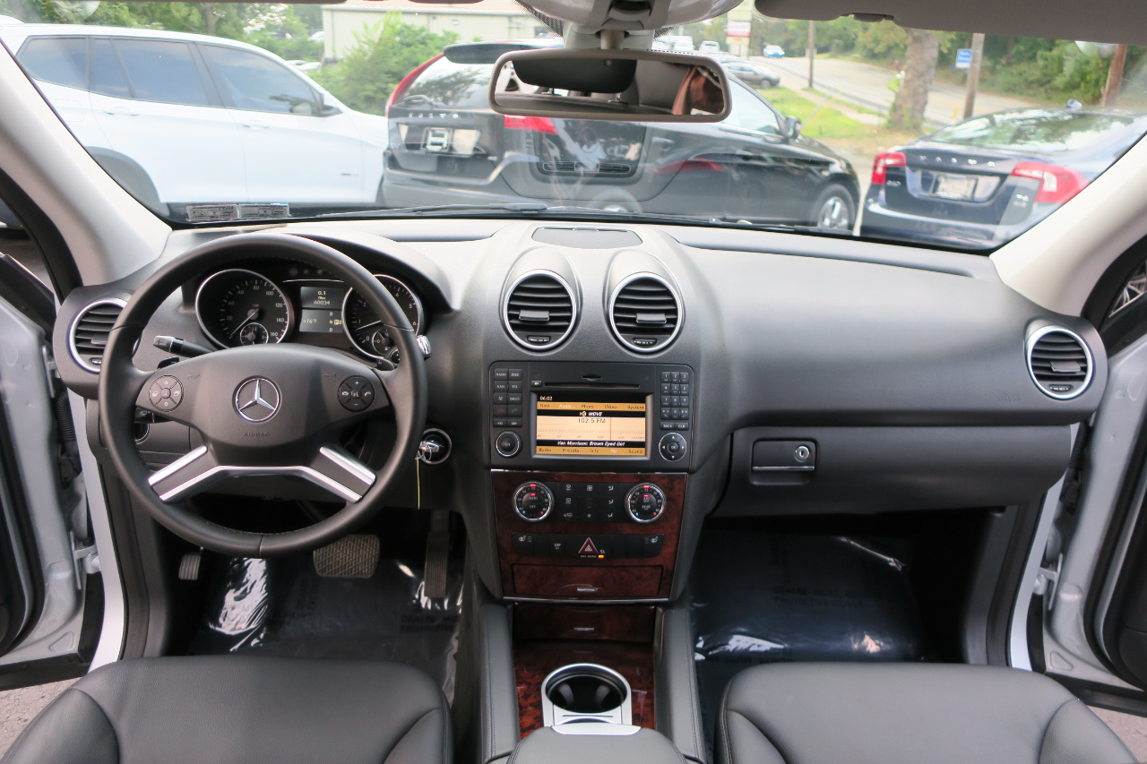 Mercedes-Benz M-Class ML350 2010 Mercedes-Benz M-Class ML350 2010