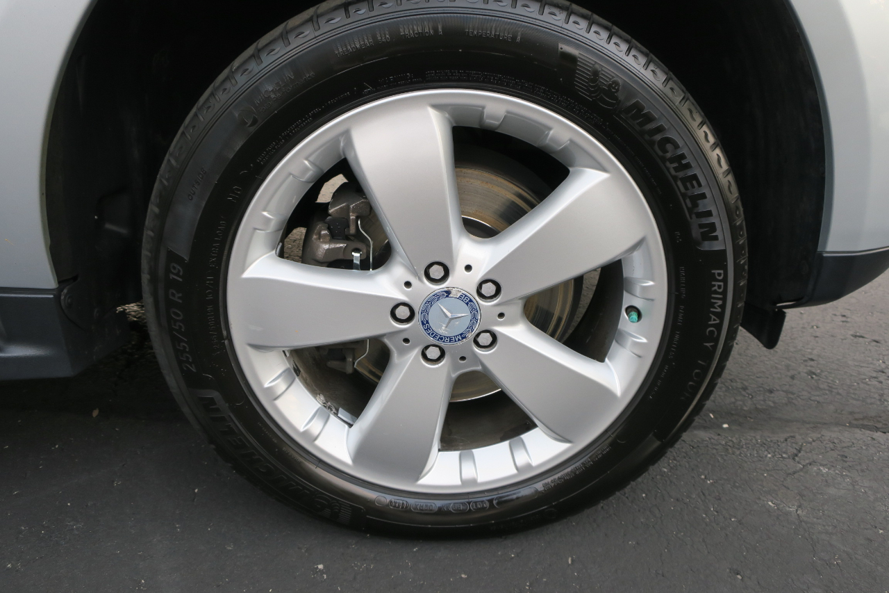 Mercedes-Benz M-Class ML350 2010 Mercedes-Benz M-Class ML350 2010