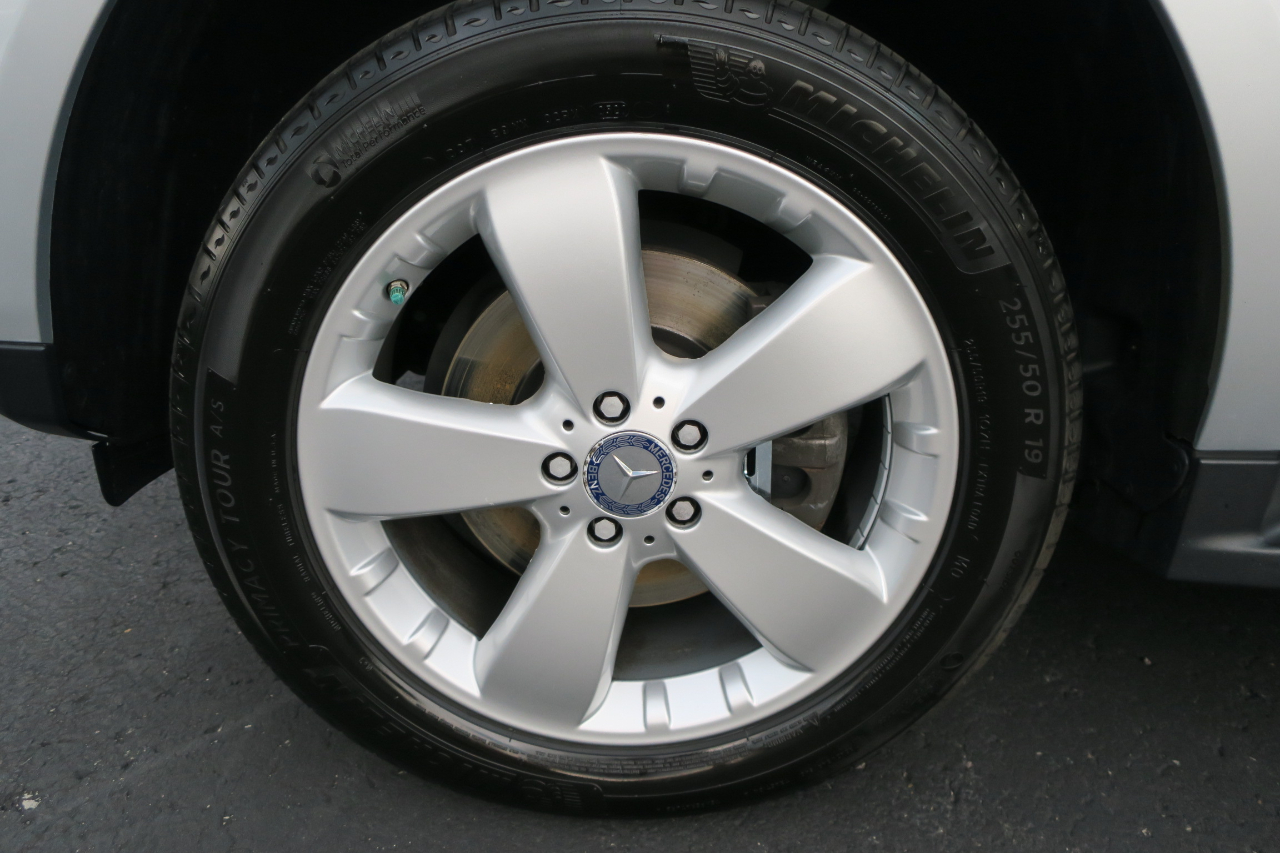 Mercedes-Benz M-Class ML350 2010 Mercedes-Benz M-Class ML350 2010