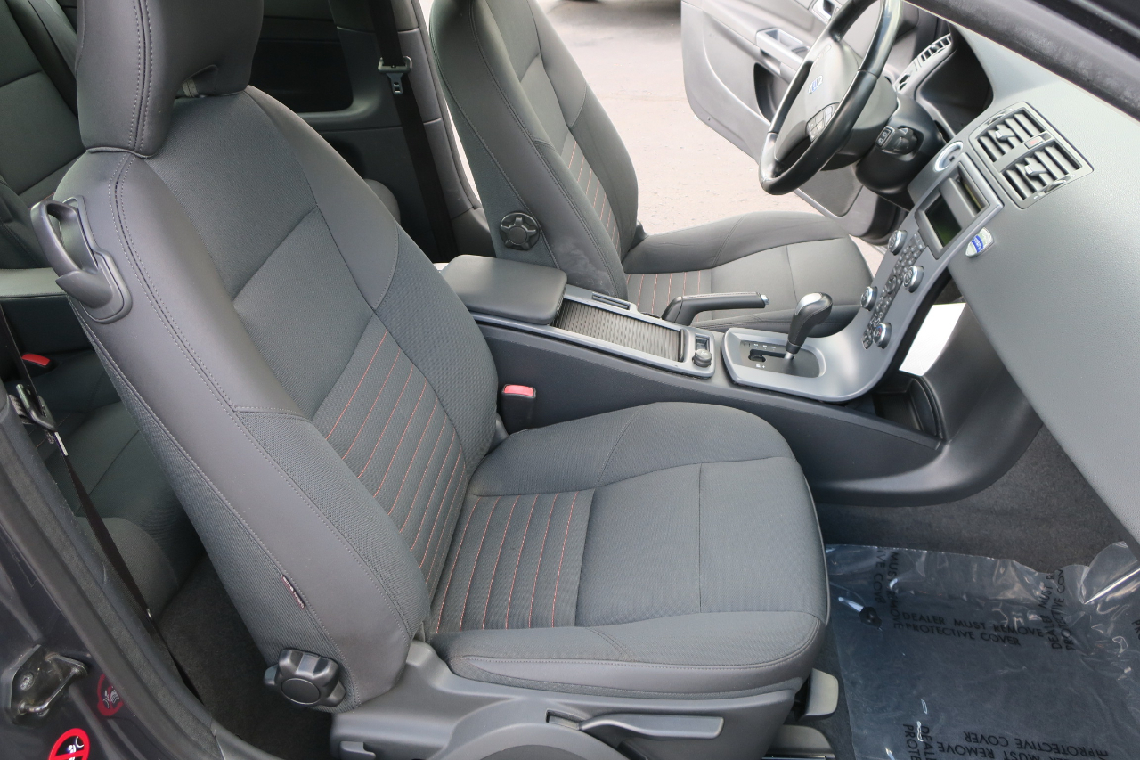 Volvo C30 T5 2013 Volvo C30 T5 2013