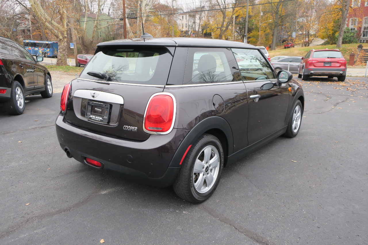 2014 Mini Cooper Base photo 3