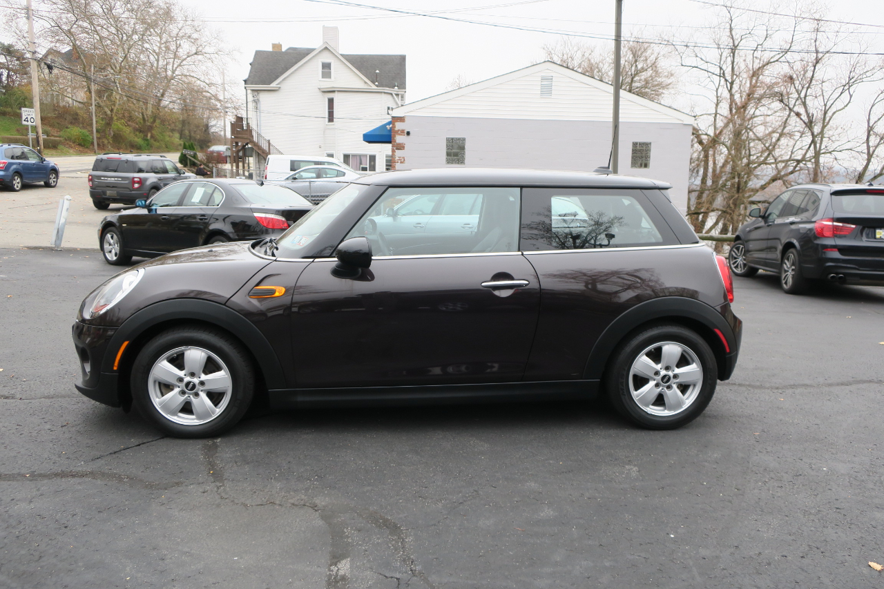 MINI Cooper Base 2D Hatchback 2014