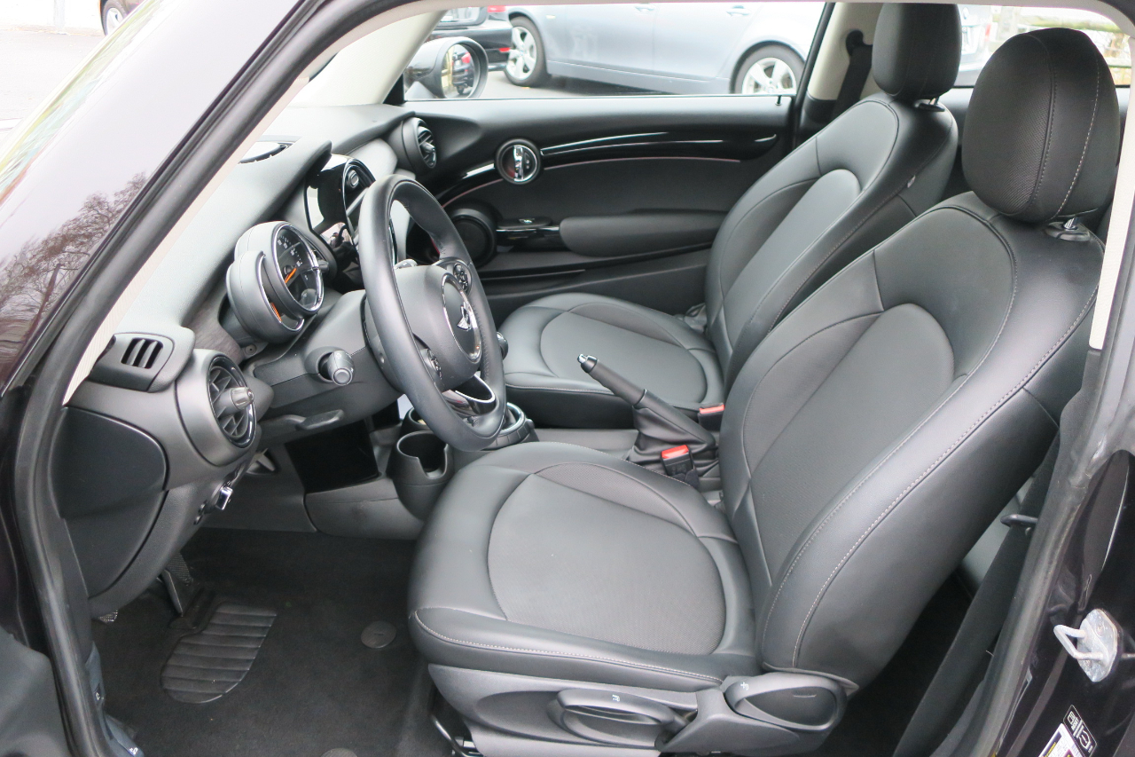 MINI Cooper Base 2D Hatchback 2014