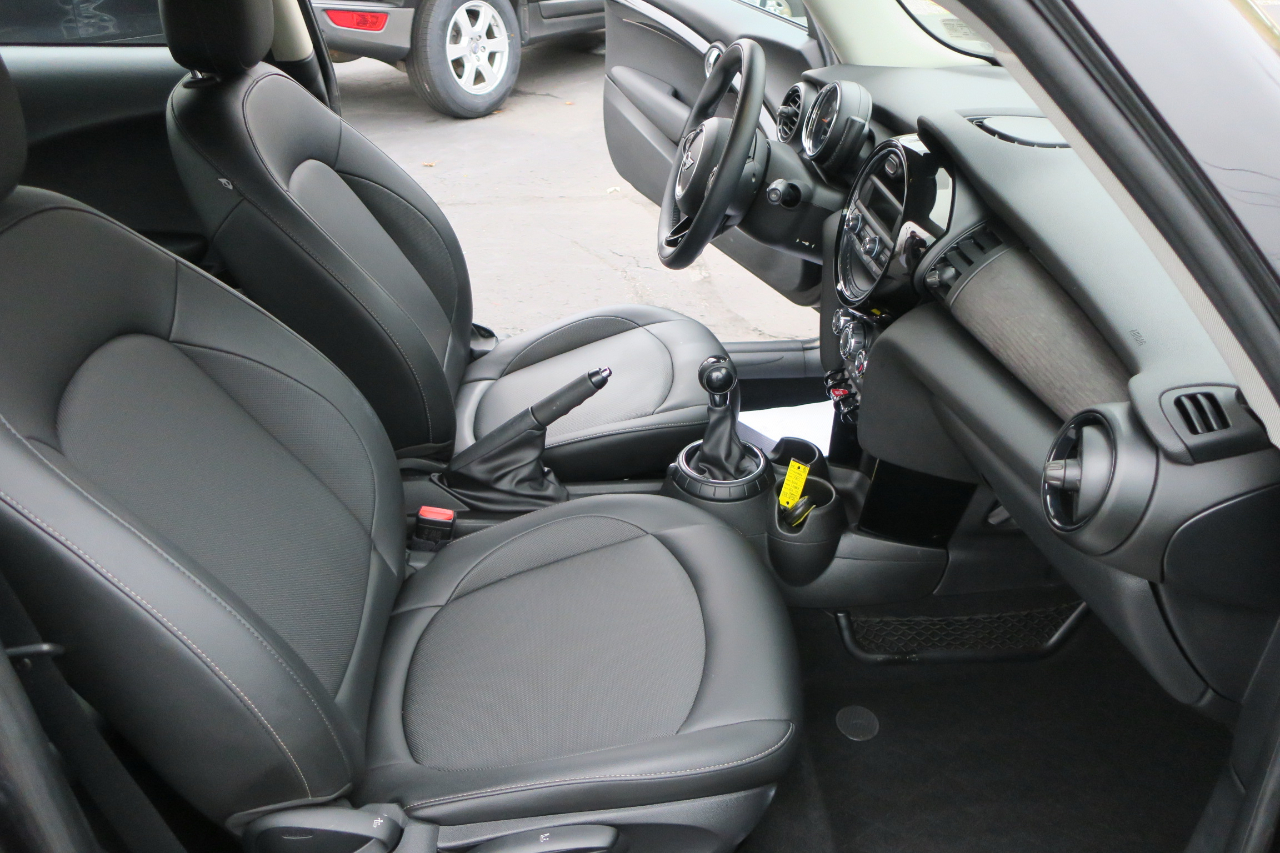 MINI Cooper Base 2D Hatchback 2014