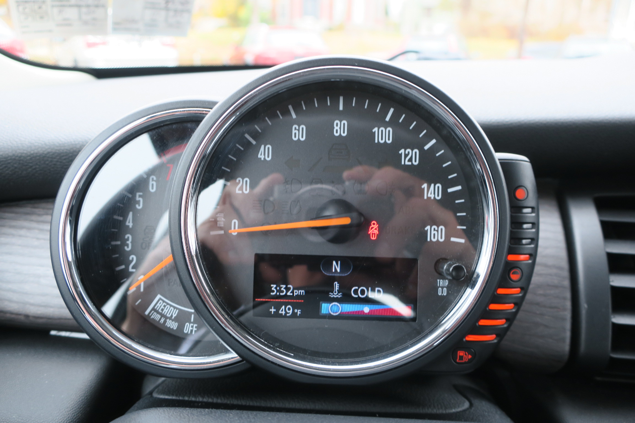 MINI Cooper Base 2D Hatchback 2014