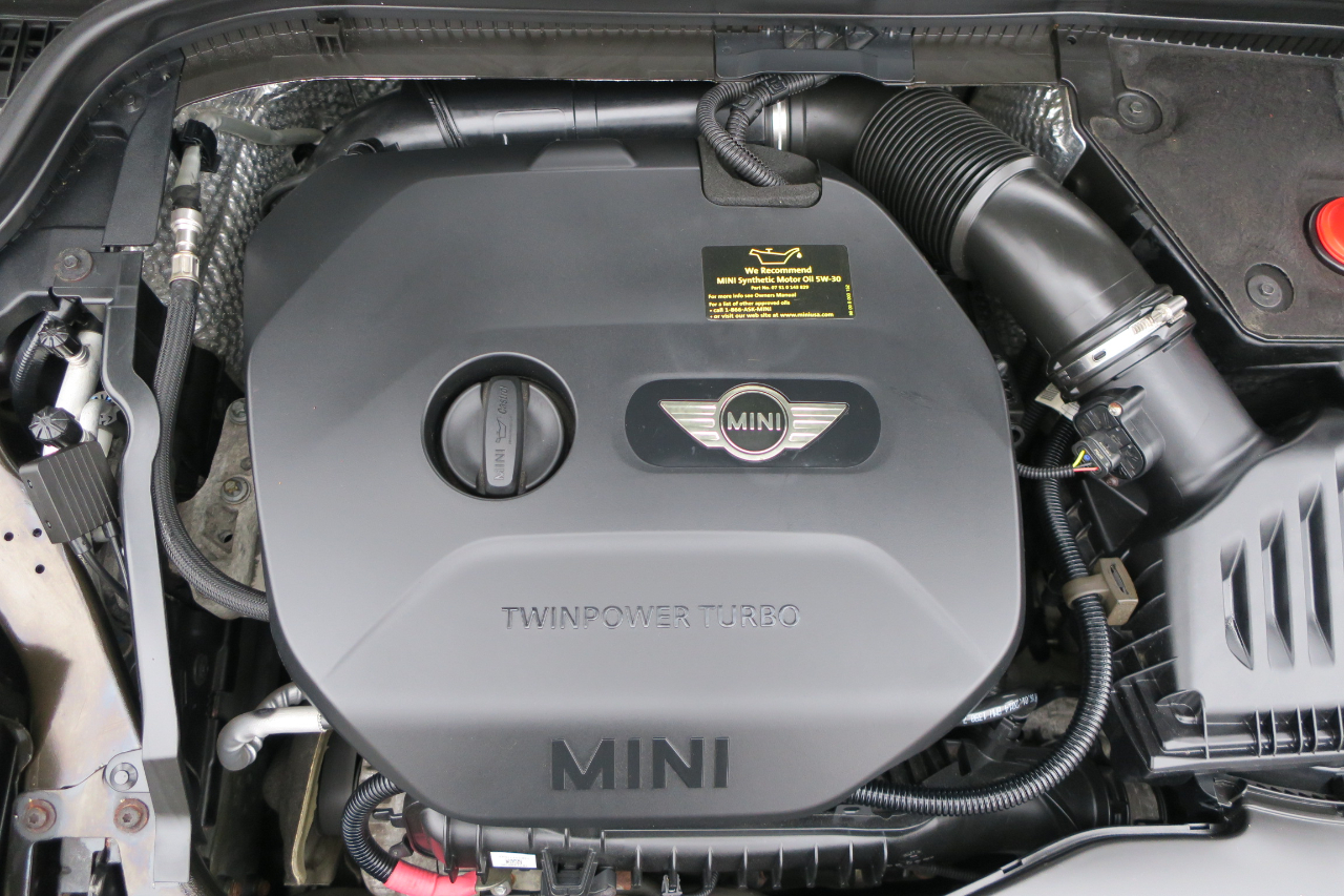 MINI Cooper Base 2D Hatchback 2014