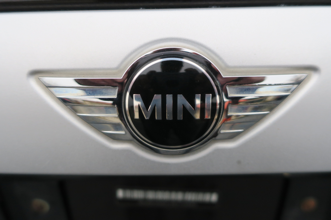 MINI Cooper Base 2D Hatchback 2014