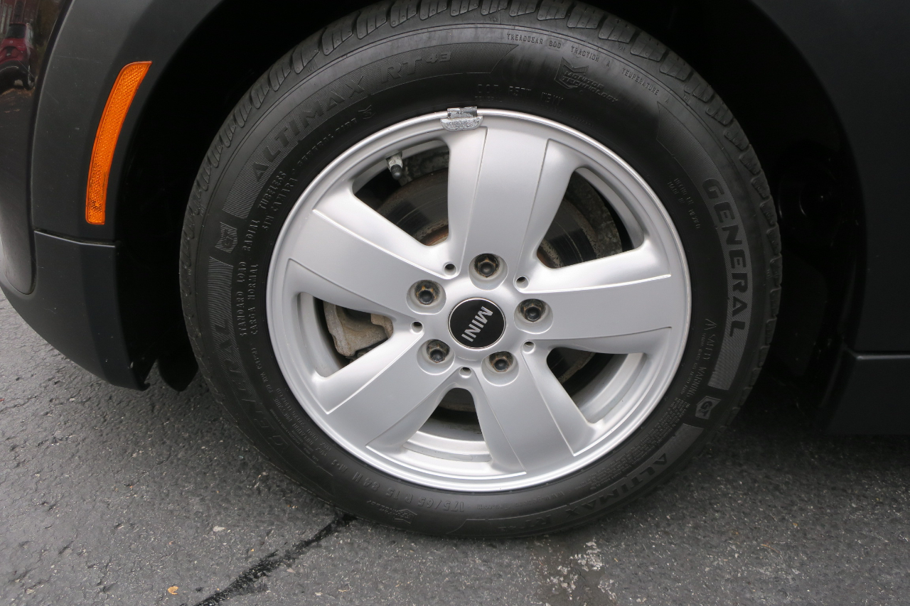 MINI Cooper Base 2D Hatchback 2014