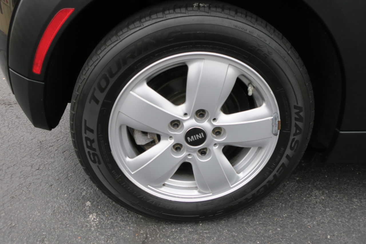 MINI Cooper Base 2D Hatchback 2014