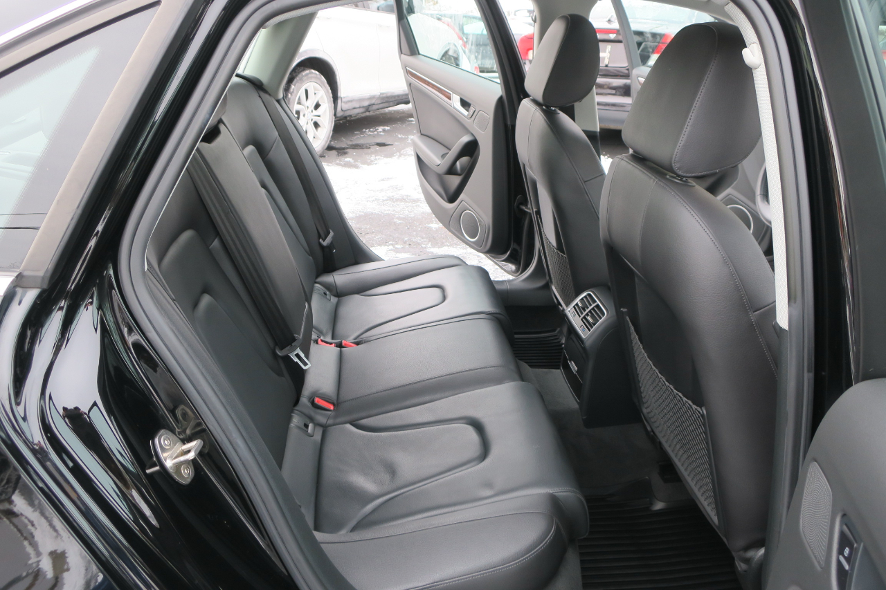 Audi A4 2.0T Premium Plus quattro Sedan AWD 8A 2016