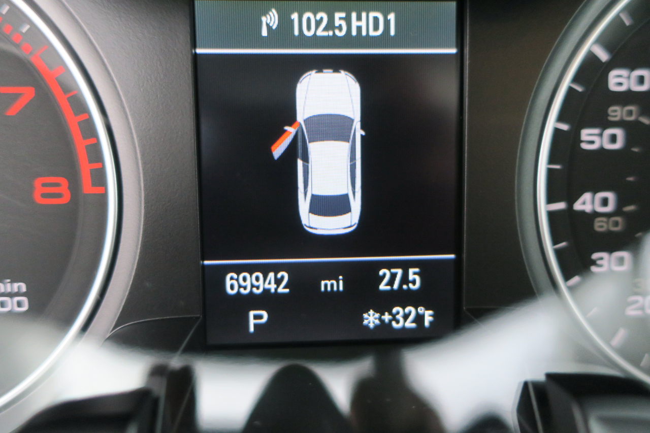 Audi A4 2.0T Premium Plus quattro Sedan AWD 8A 2016