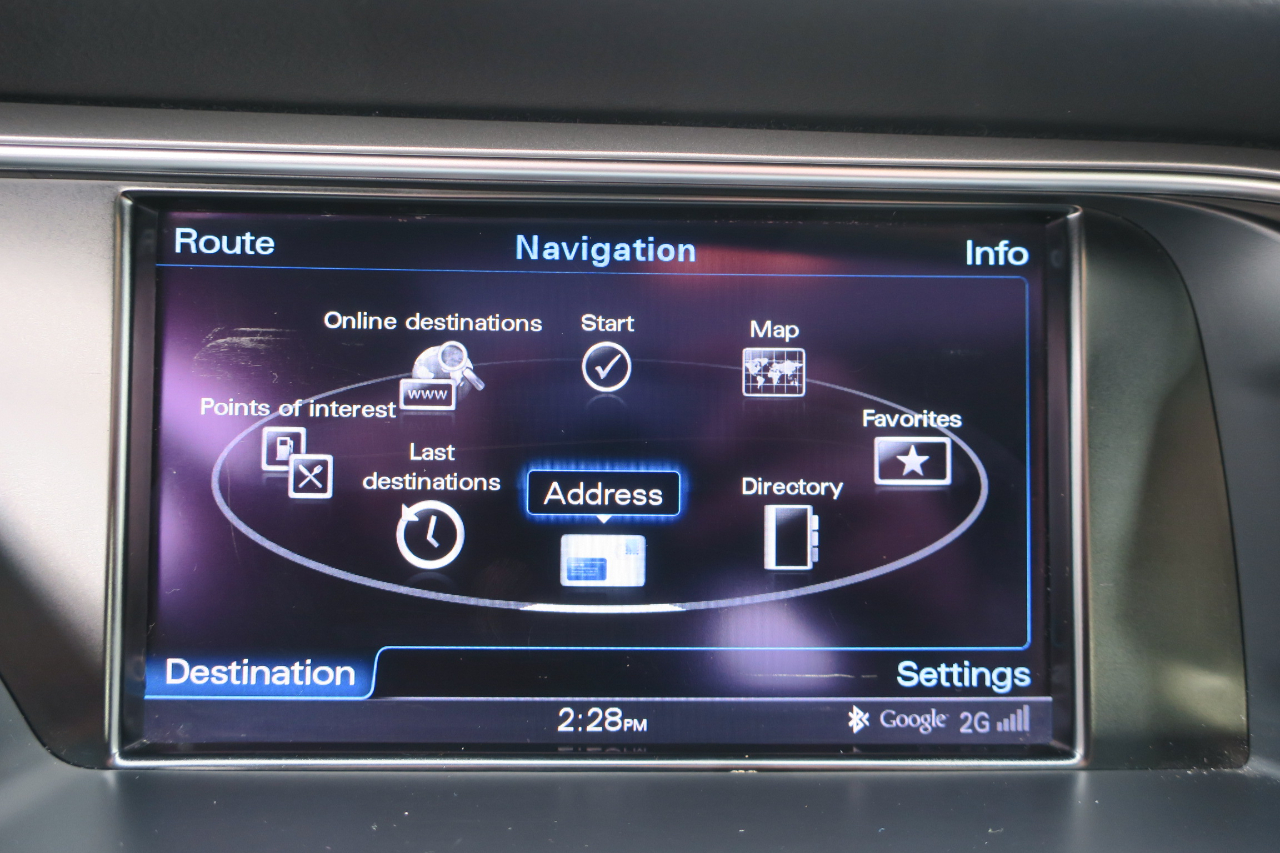 Audi A4 2.0T Premium Plus quattro Sedan AWD 8A 2016