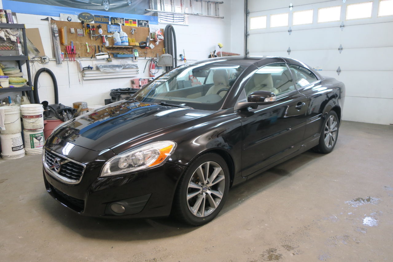 Volvo C70 T5 2011