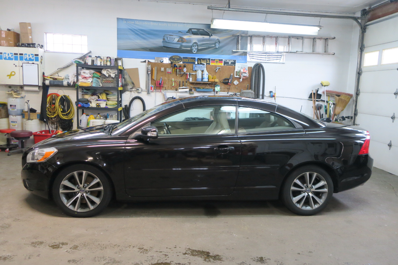 Volvo C70 T5 2011