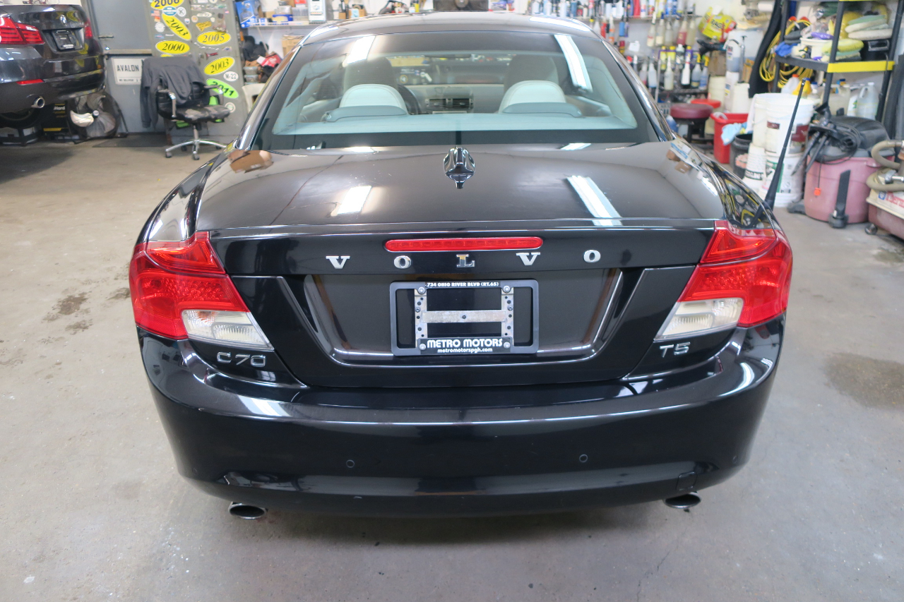 Volvo C70 T5 2011