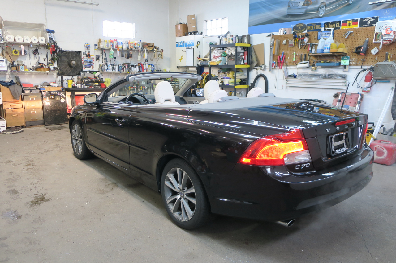 Volvo C70 T5 2011