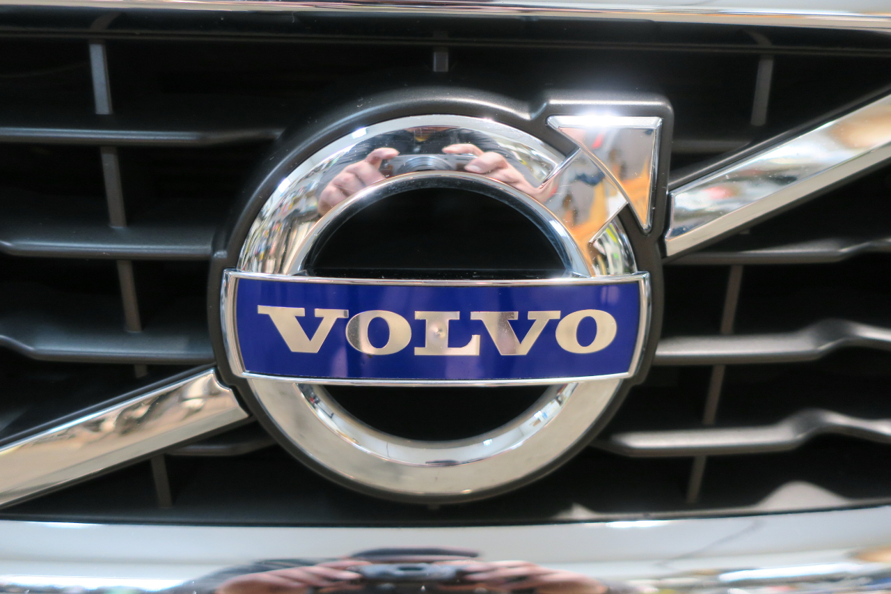 Volvo C70 T5 2011
