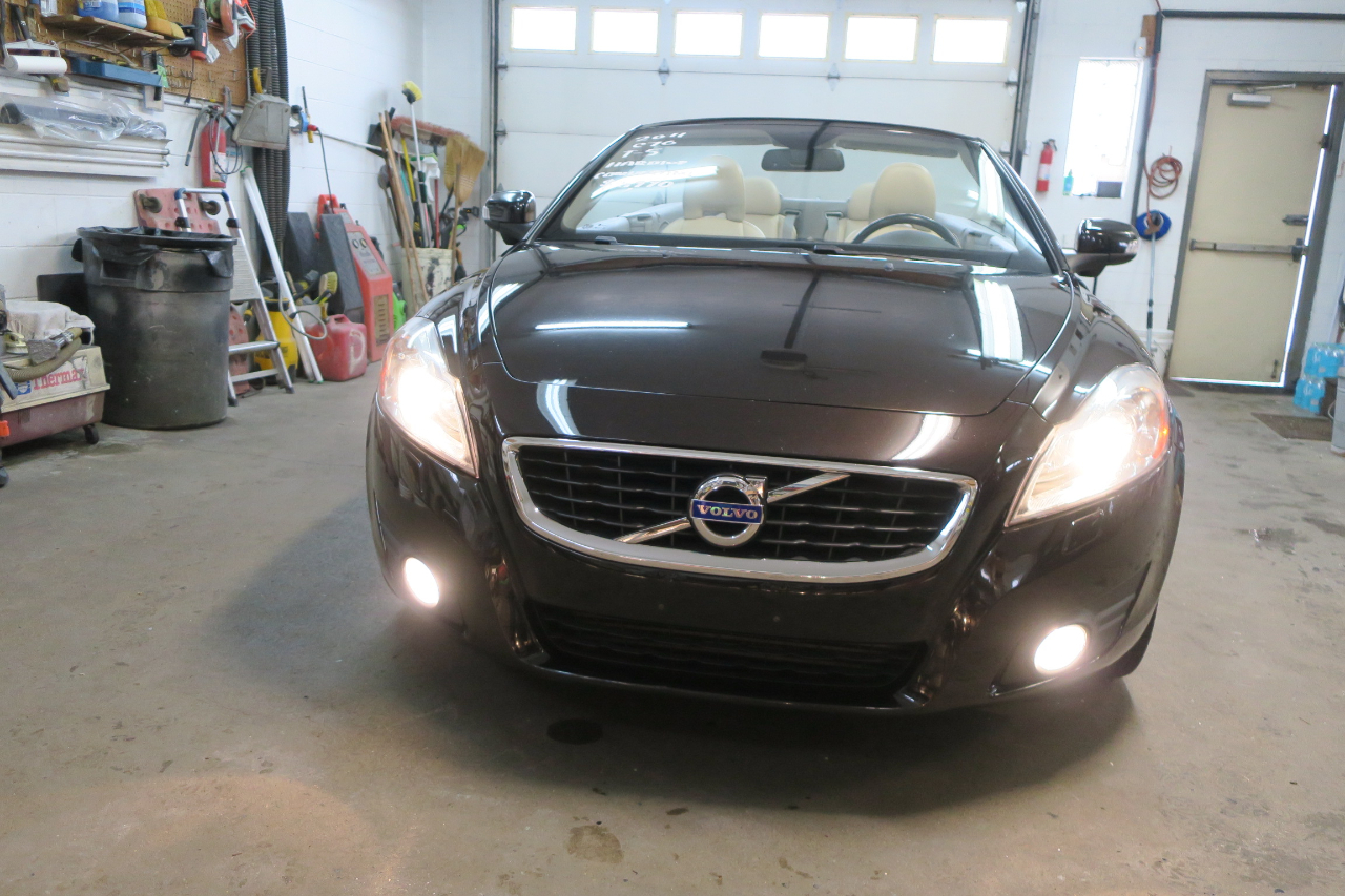 Volvo C70 T5 2011