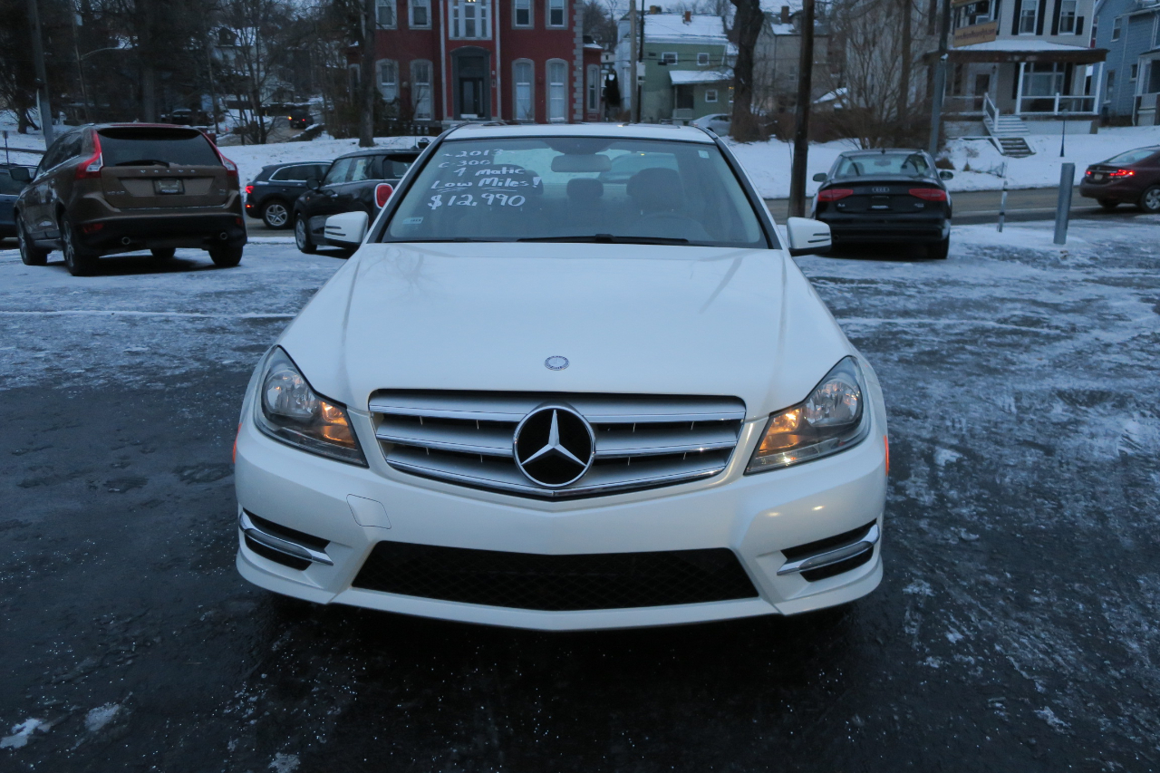 Mercedes-Benz C-Class C300 4MATIC Sport Sedan 2013