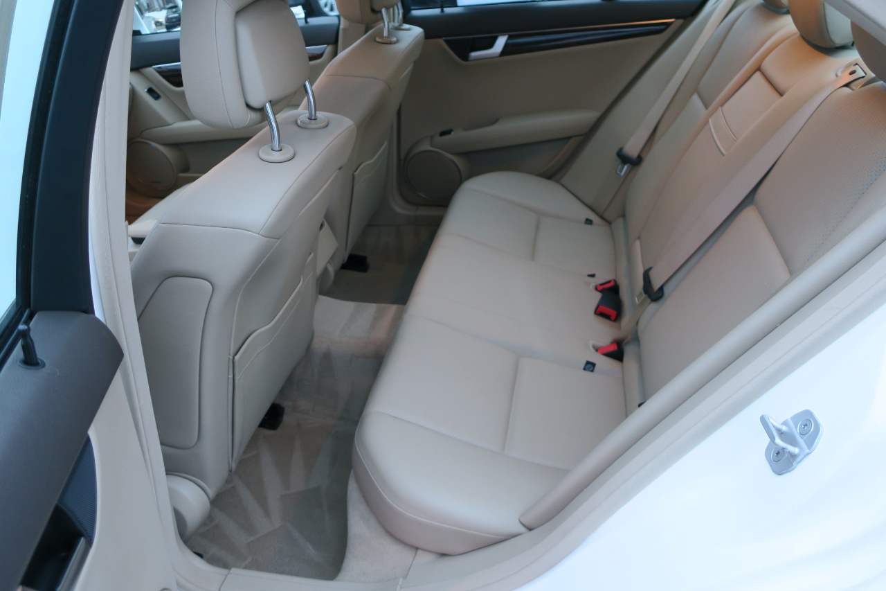 Mercedes-Benz C-Class C300 4MATIC Sport Sedan 2013