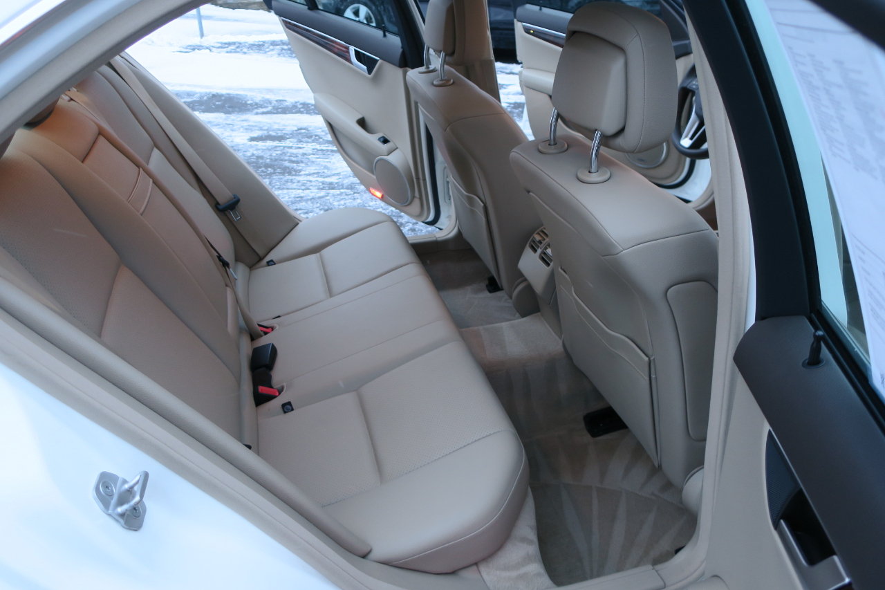 Mercedes-Benz C-Class C300 4MATIC Sport Sedan 2013