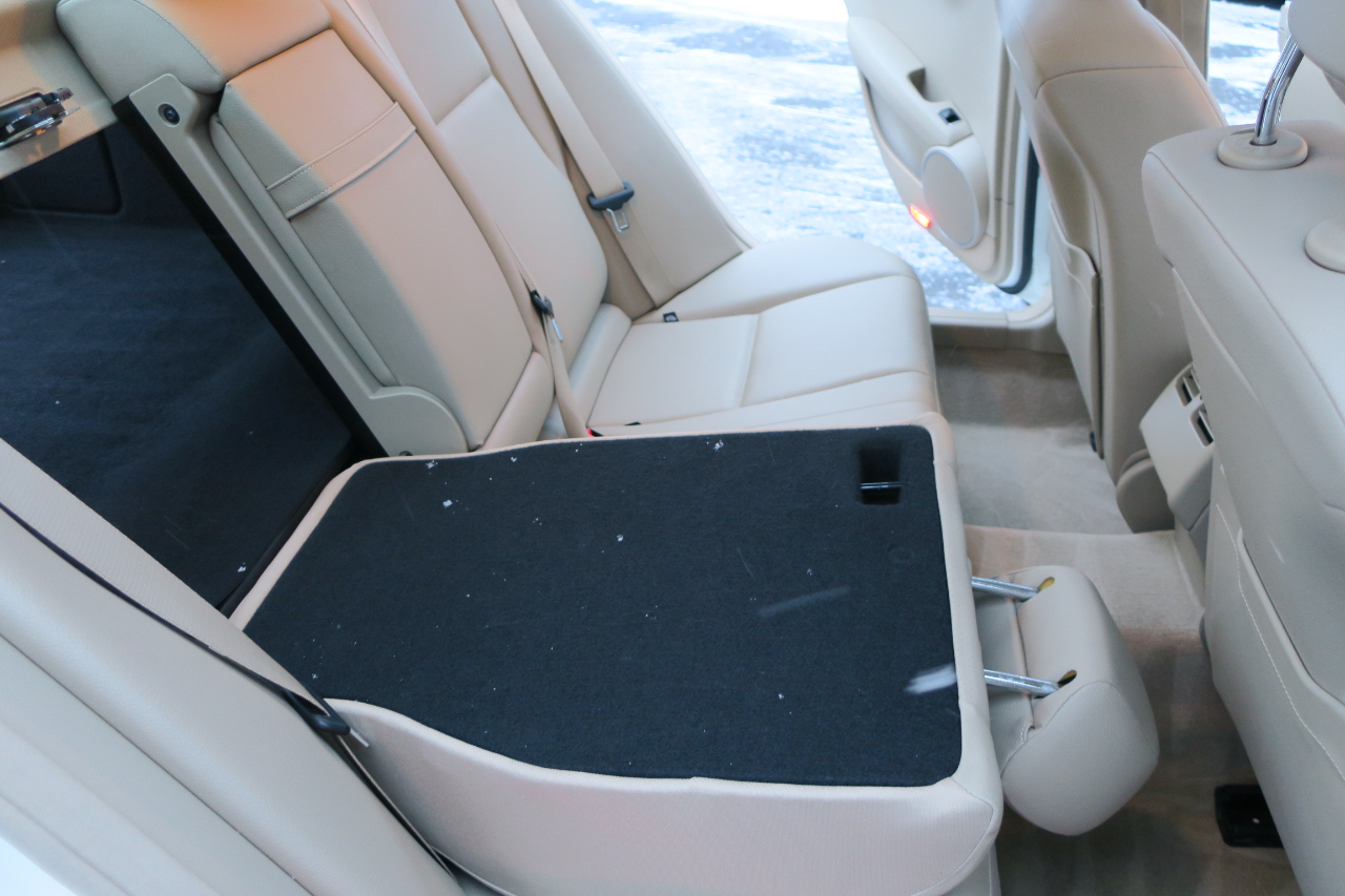 Mercedes-Benz C-Class C300 4MATIC Sport Sedan 2013