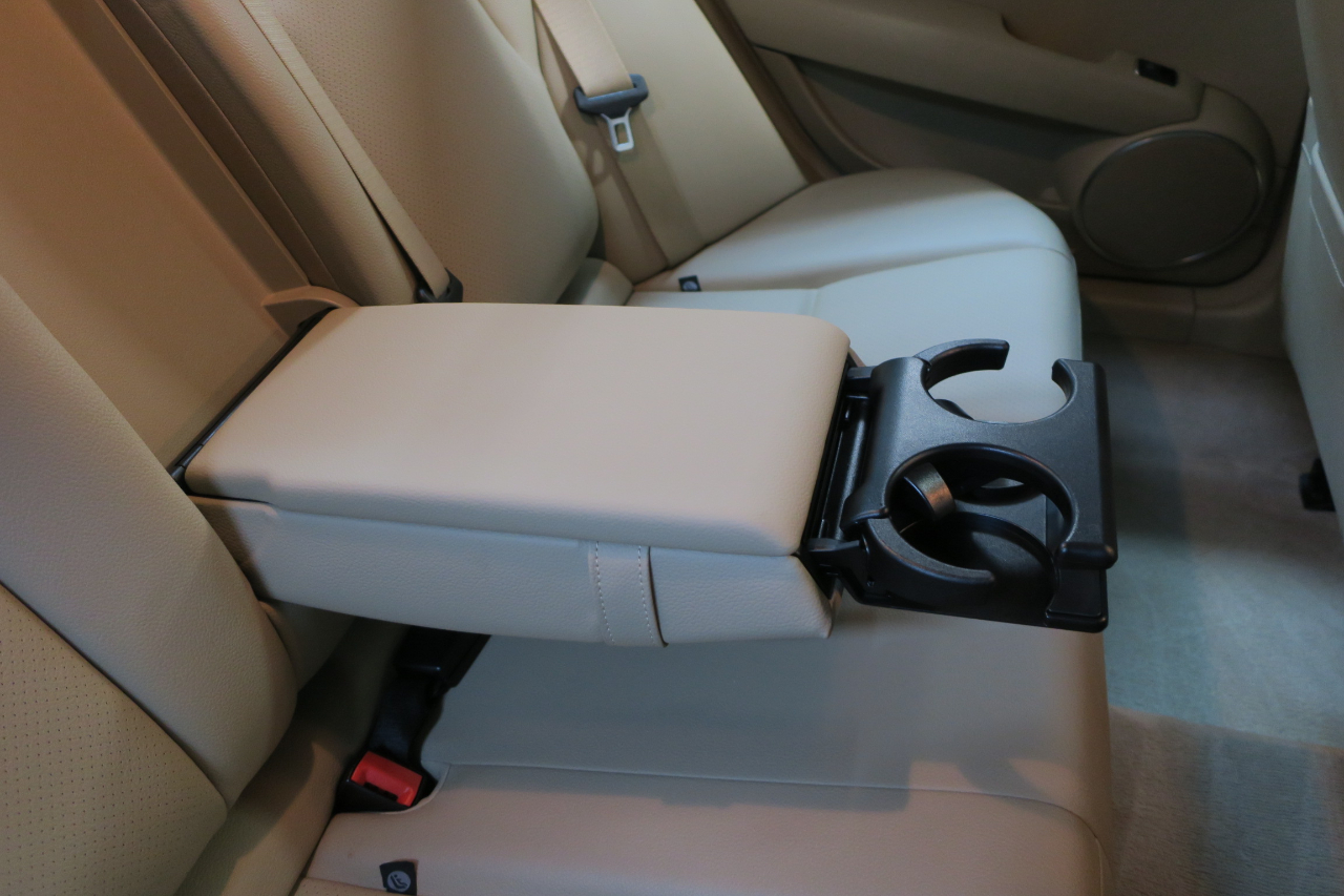 Mercedes-Benz C-Class C300 4MATIC Sport Sedan 2013