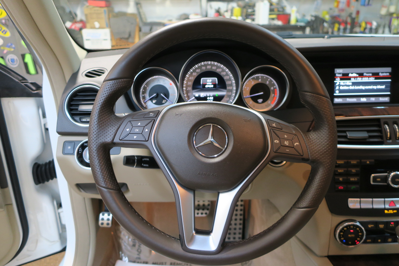 Mercedes-Benz C-Class C300 4MATIC Sport Sedan 2013