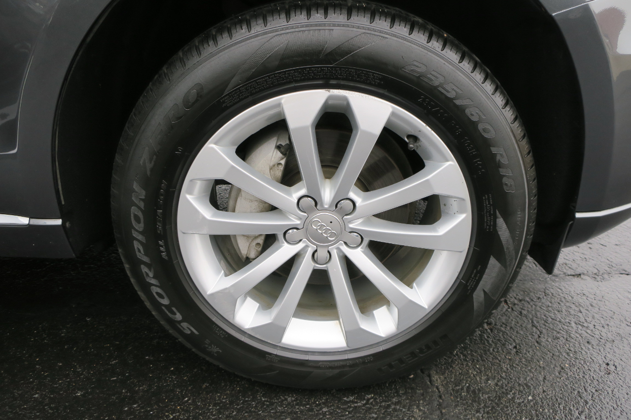 Audi Q5 2.0T Premium quattro 2017