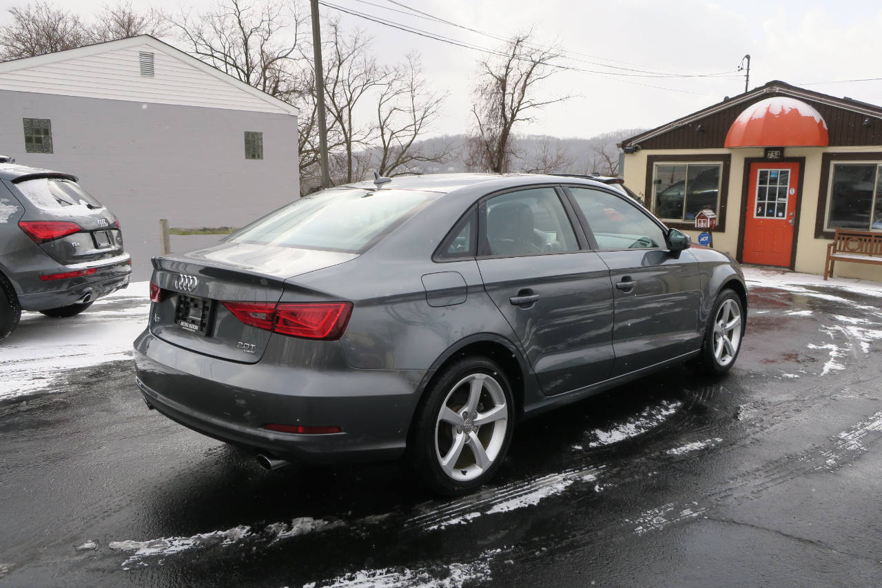 Audi S3 2.0T Premium Plus quattro 2015