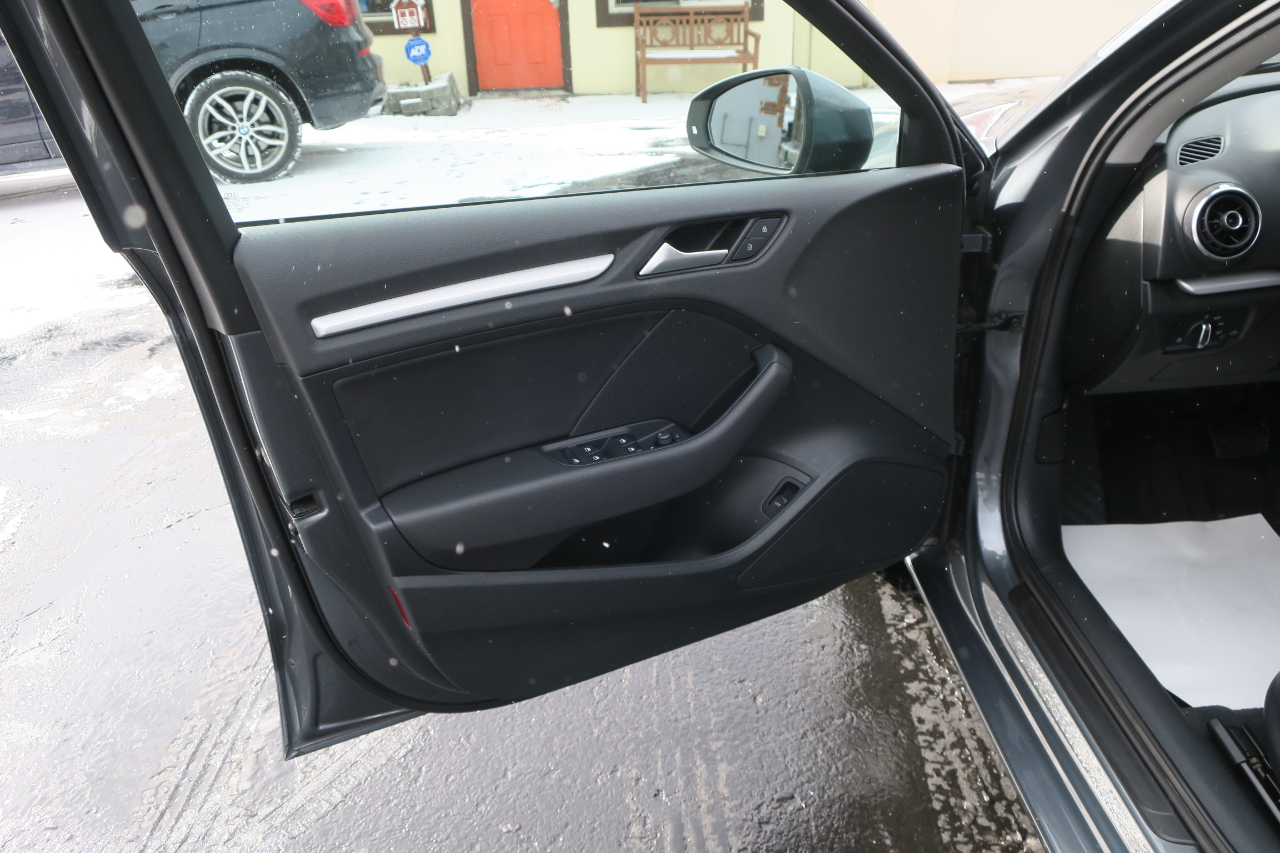 Audi S3 2.0T Premium Plus quattro 2015