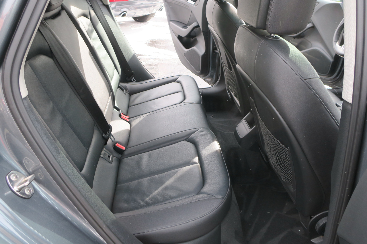 Audi S3 2.0T Premium Plus quattro 2015