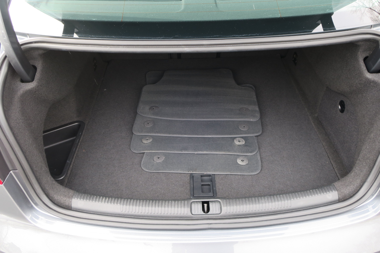 Audi S3 2.0T Premium Plus quattro 2015