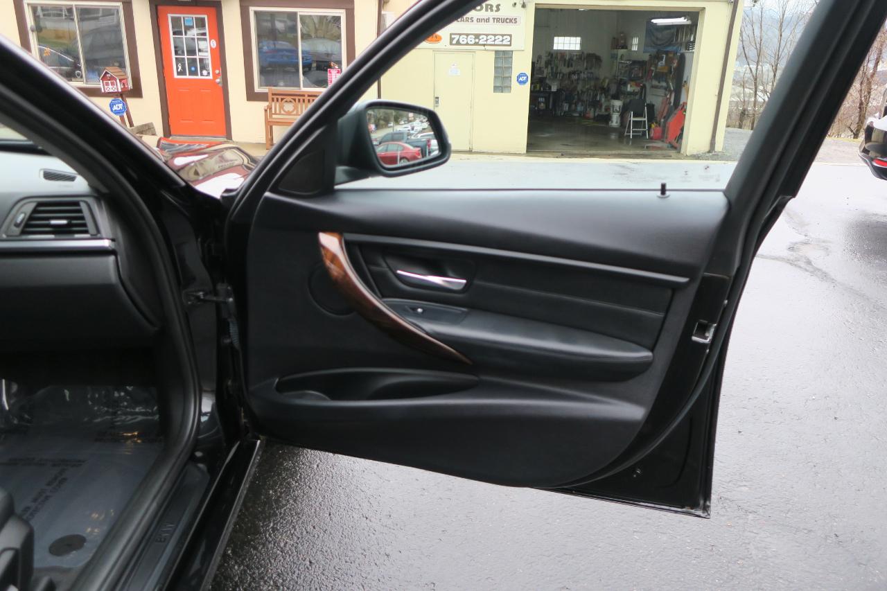 BMW 3-Series 328i xDrive Sedan 2015