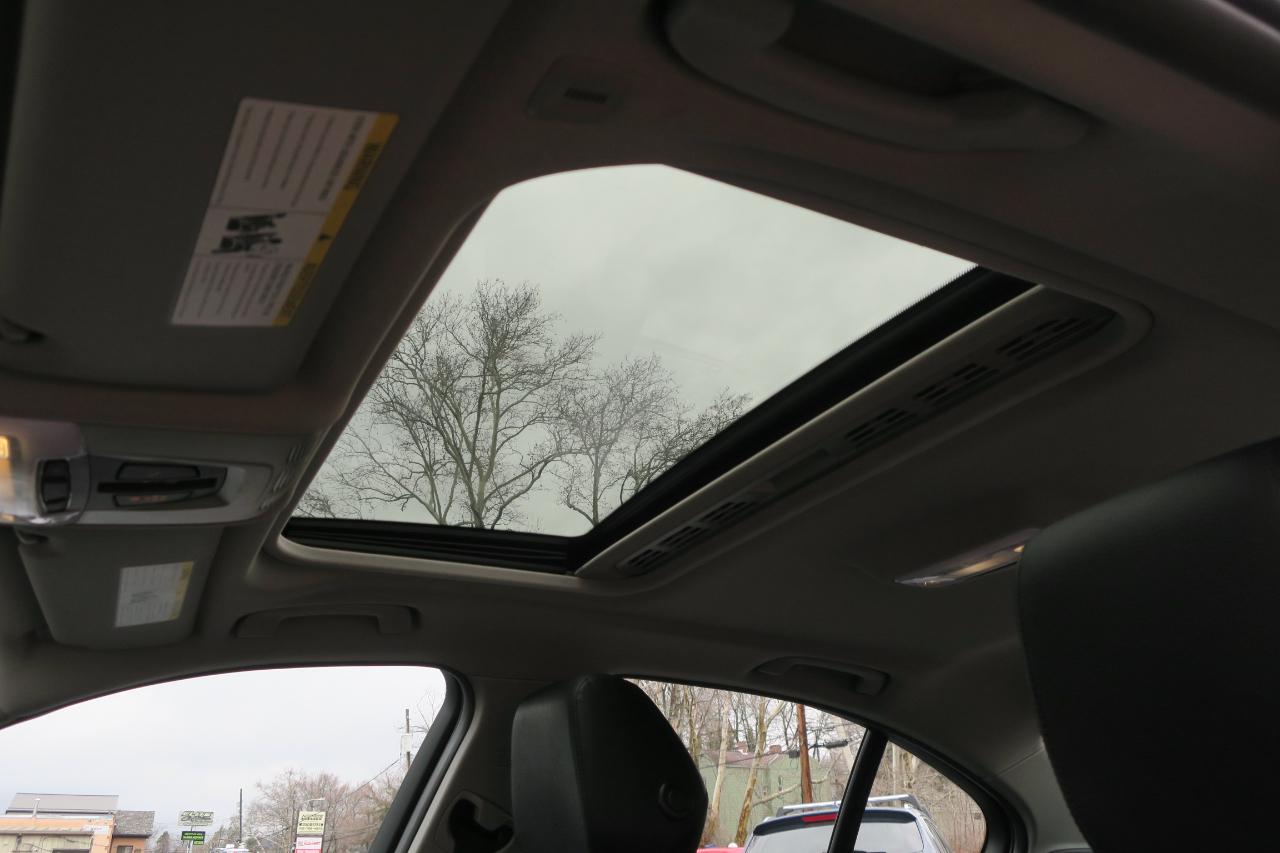 BMW 3-Series 328i xDrive Sedan 2015