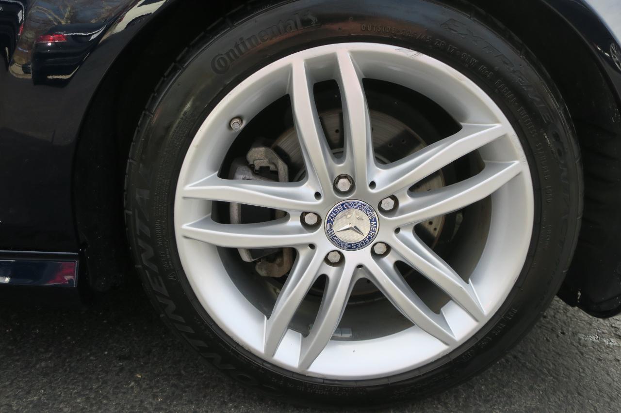 Mercedes-Benz C-Class C300 4MATIC Luxury Sedan 2012