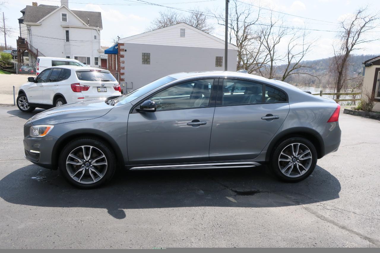 Volvo V60 Cross Country T5 Platinum 2016