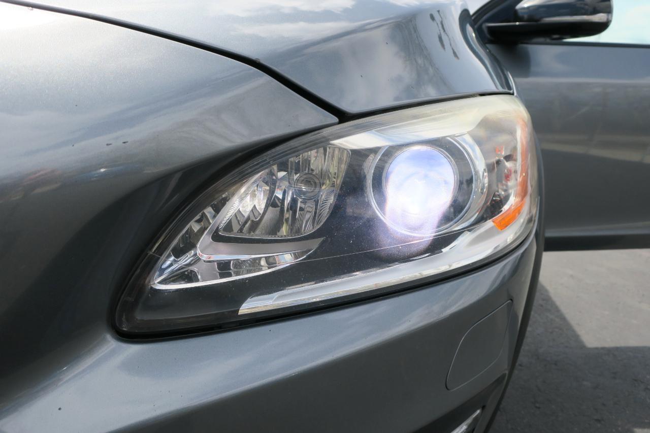 Volvo V60 Cross Country T5 Platinum 2016