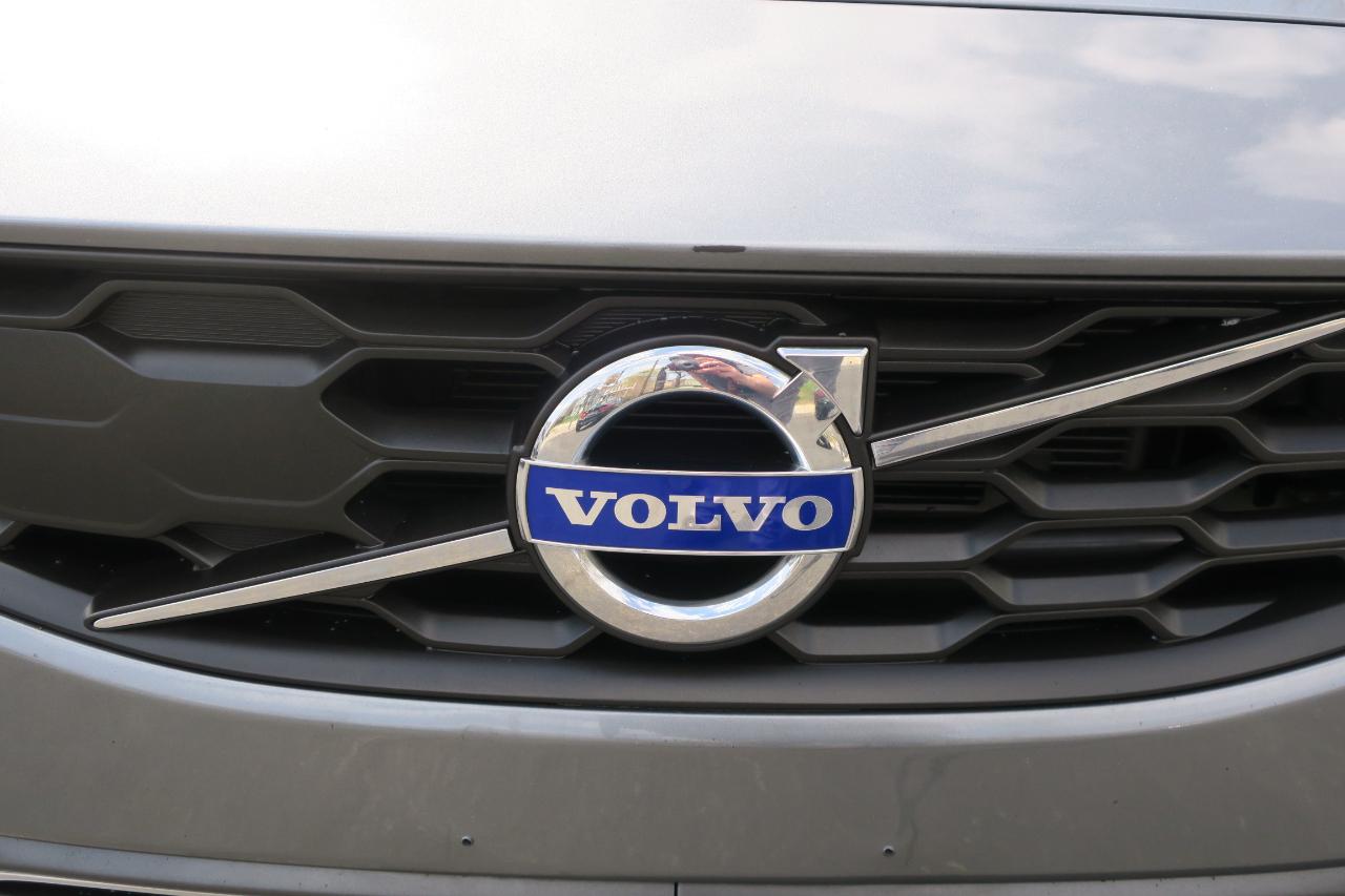 Volvo V60 Cross Country T5 Platinum 2016