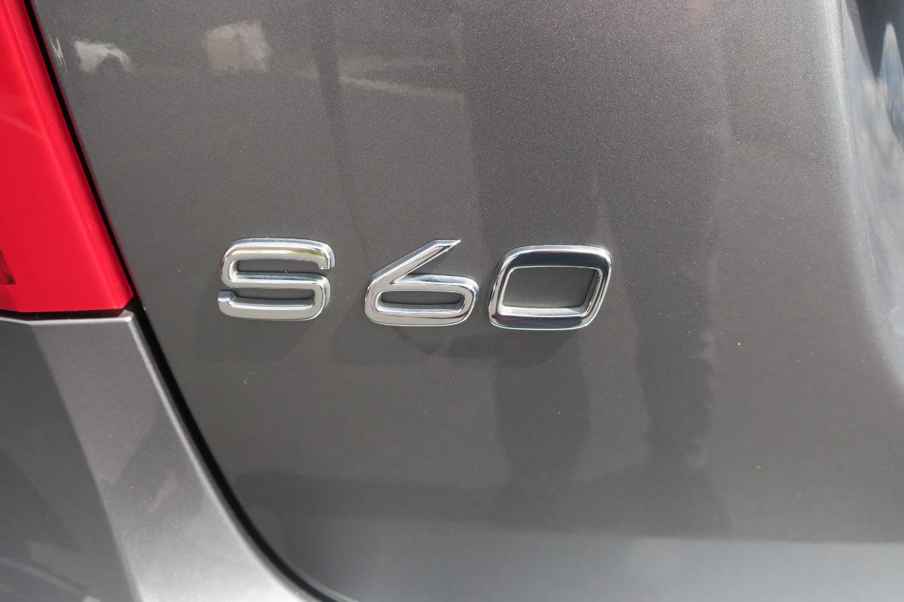 Volvo V60 Cross Country T5 Platinum 2016